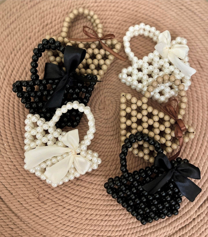 کیف مرواریدی مثلثی