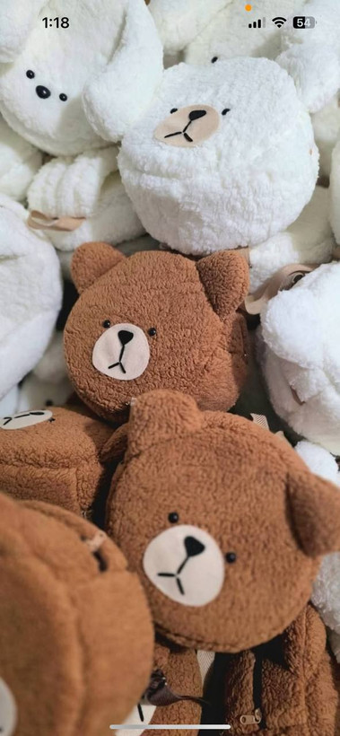 کوله پشتی کودک پشمالو طرح خرس شکلاتی